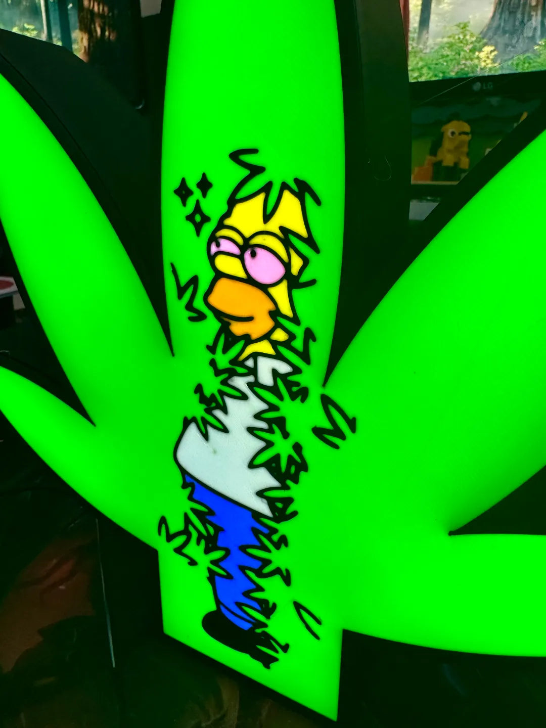 High Homer Simpson - Hedge with Leaf Light - Large USB Powered Light