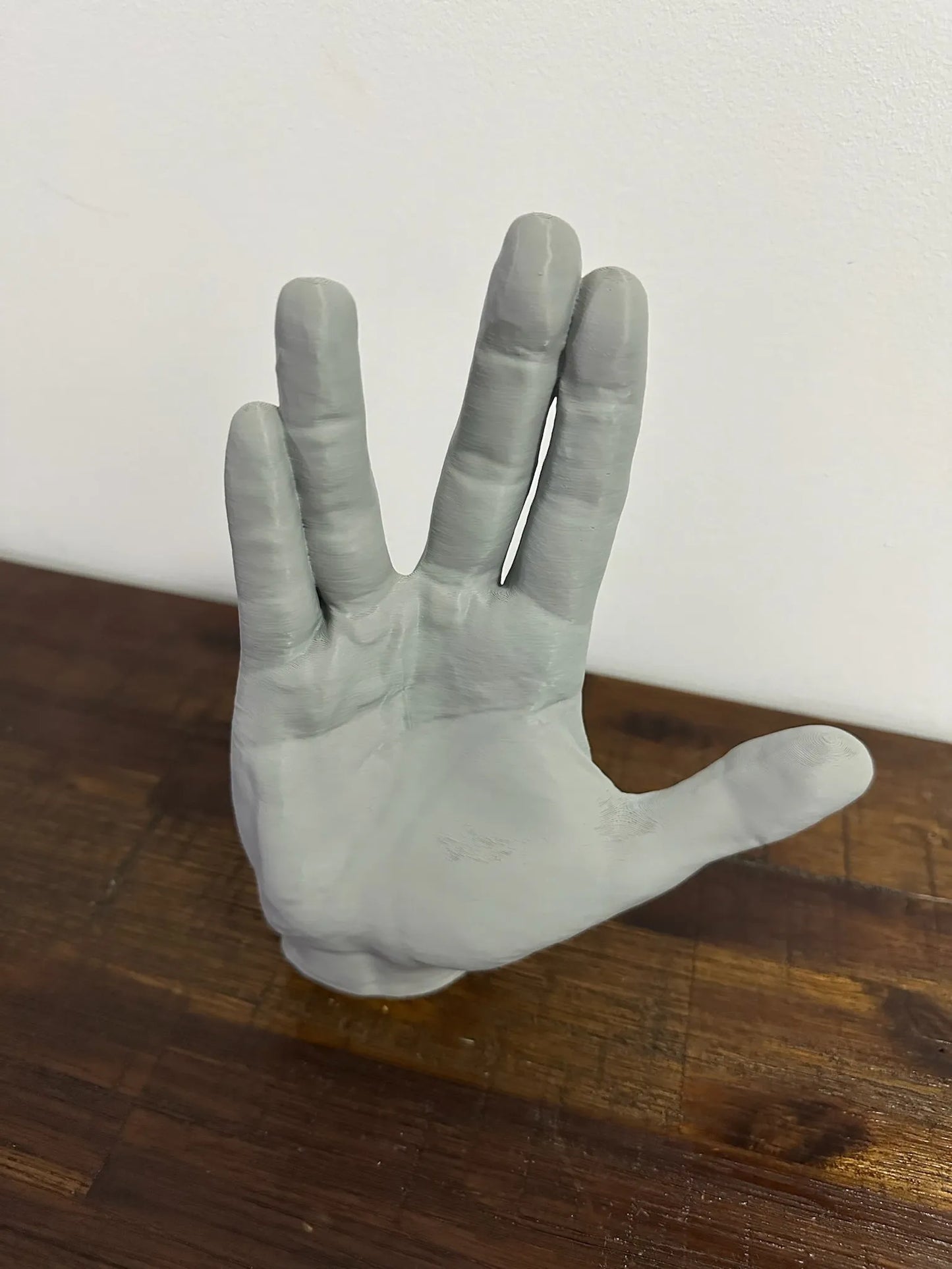 Spock Vulcan Salute Hand Pose Model - 20cm Tall - Michael's 3D World