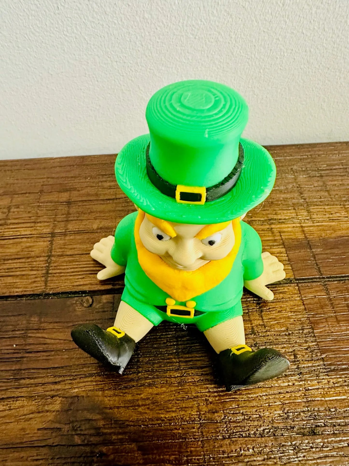 Magnetic Shoulder Leprechaun | Cute Irish Decoration, Lucky Charm for St. Patrick's Day, Whimsical Gift Idea & Fun Collectible - Michael's 3D World