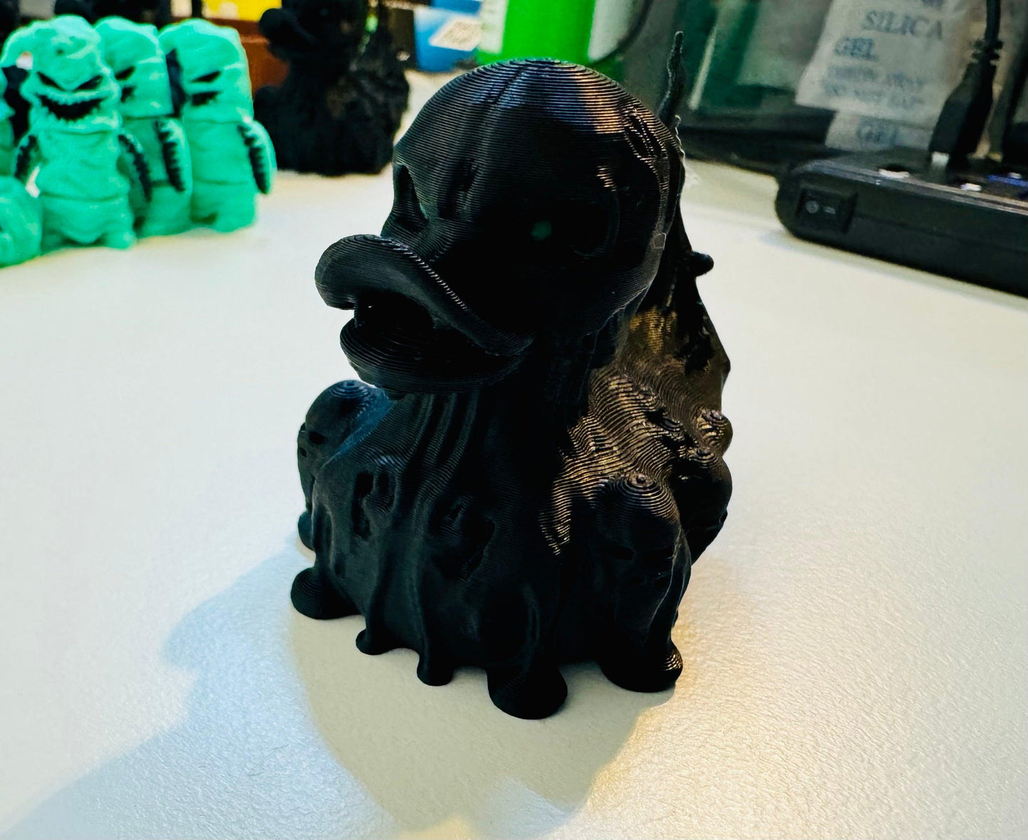 Halloween Duck! Black and wet-look finish and green eyes! - Michael's 3D World