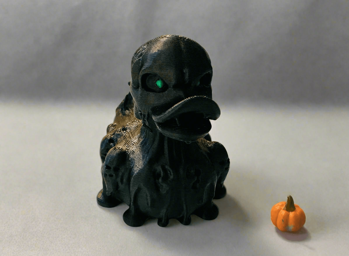 Halloween Duck! Black and wet-look finish and green eyes! - Michael's 3D World