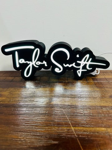 Taylor Swift Autograph / Signature Light Box - 30cm, USB Powered, LED Lit - Light Up Wall Art