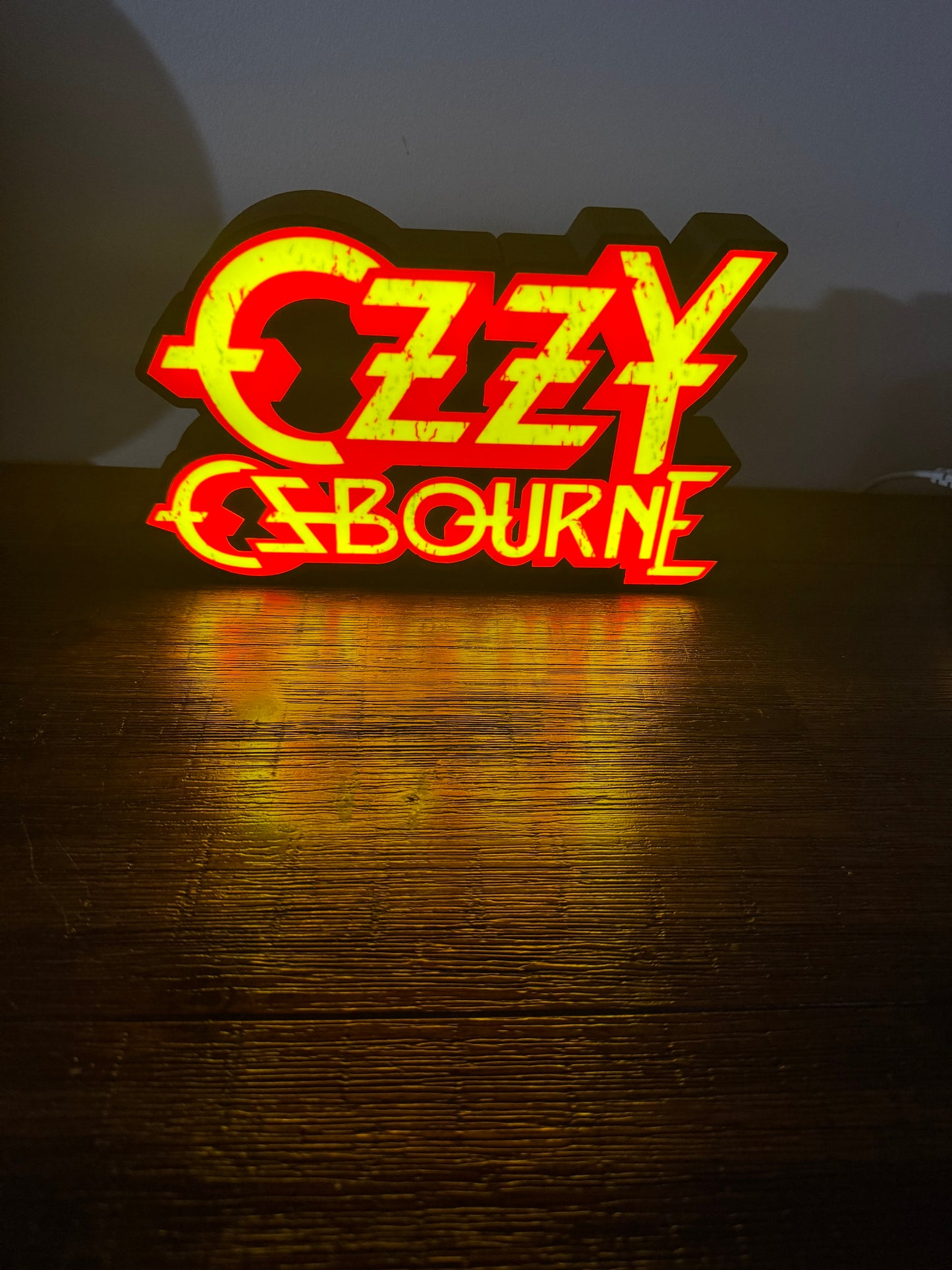 LED Light-Up Sign: Ozzy Osbourne šø -Red & Yellow Rock & Roll
