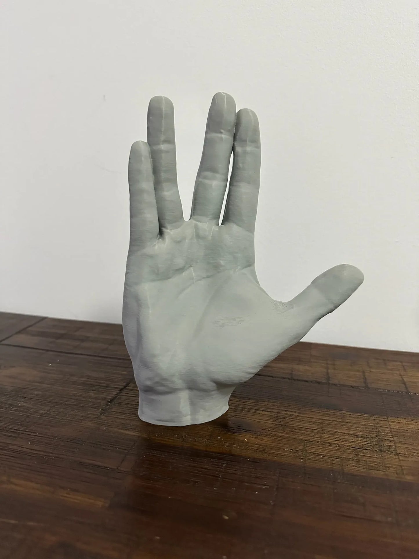 Spock Vulcan Salute Hand Pose Model - 20cm Tall - Michael's 3D World