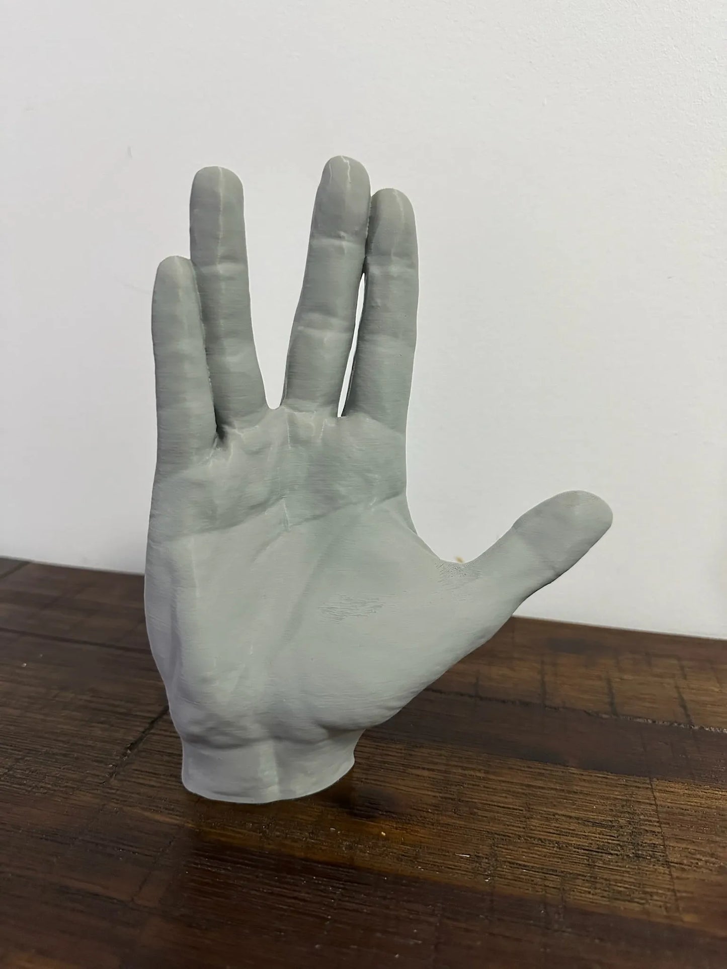 Spock Vulcan Salute Hand Pose Model - 20cm Tall - Michael's 3D World