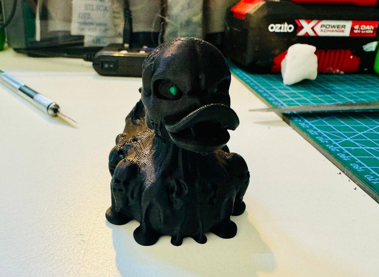 Halloween Duck! Black and wet-look finish and green eyes! - Michael's 3D World