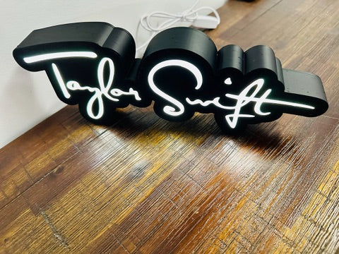 Taylor Swift Autograph / Signature Light Box - 30cm, USB Powered, LED Lit - Light Up Wall Art