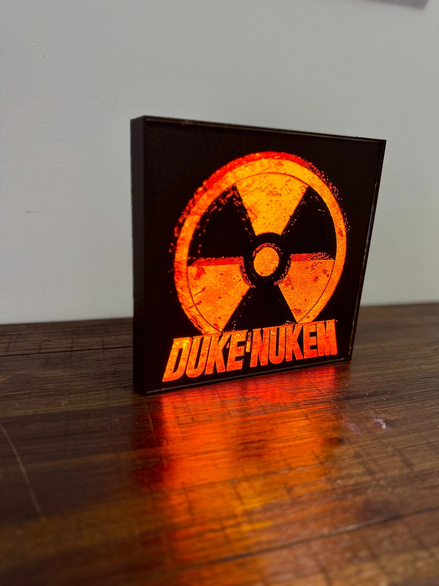 Duke Nukem 3D Light Up Logo / Sign - Great Depth Effect & detail - USB powered, LED Lit!