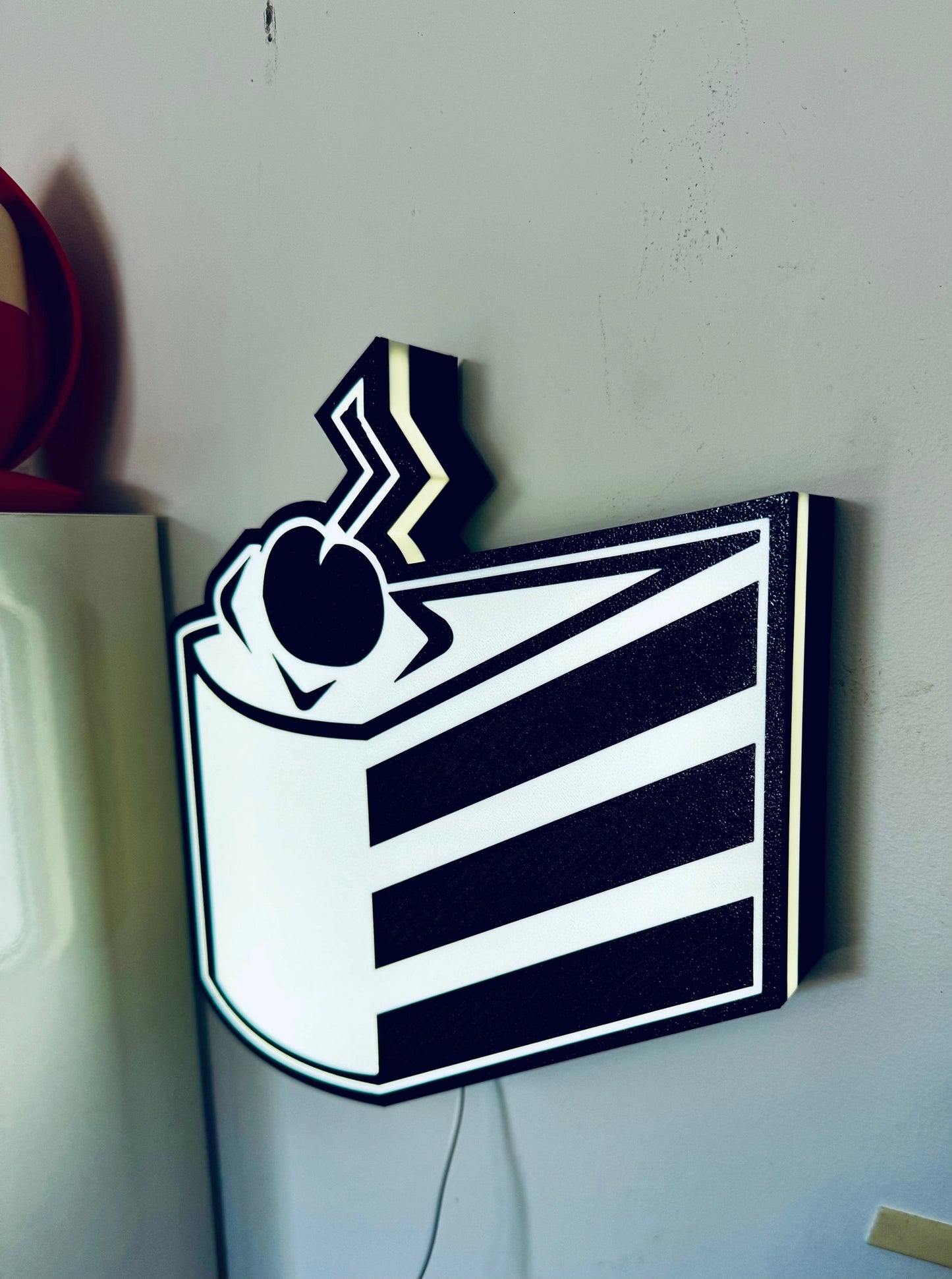 The cake is a lie! But this portal light isnt! - Michael's 3D World