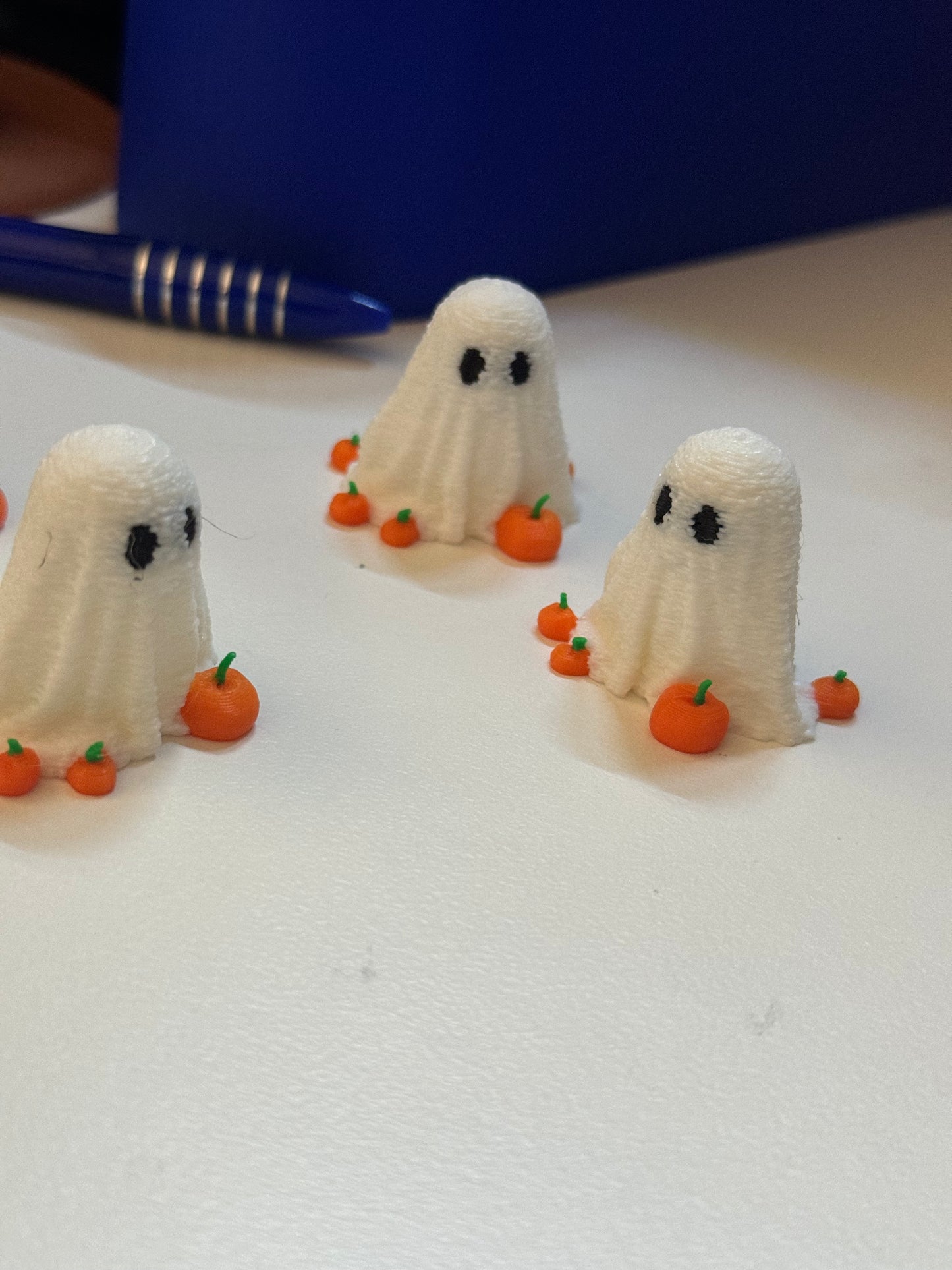 Halloween Miniature Figurine: Ghost with Pumpkins - Michael's 3D World