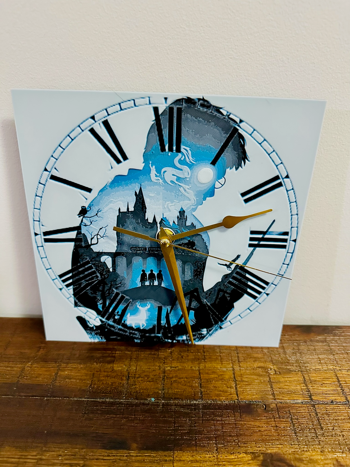 Harry Potter Detailed Imagery Clock - Silent Mechanism and easy to hang