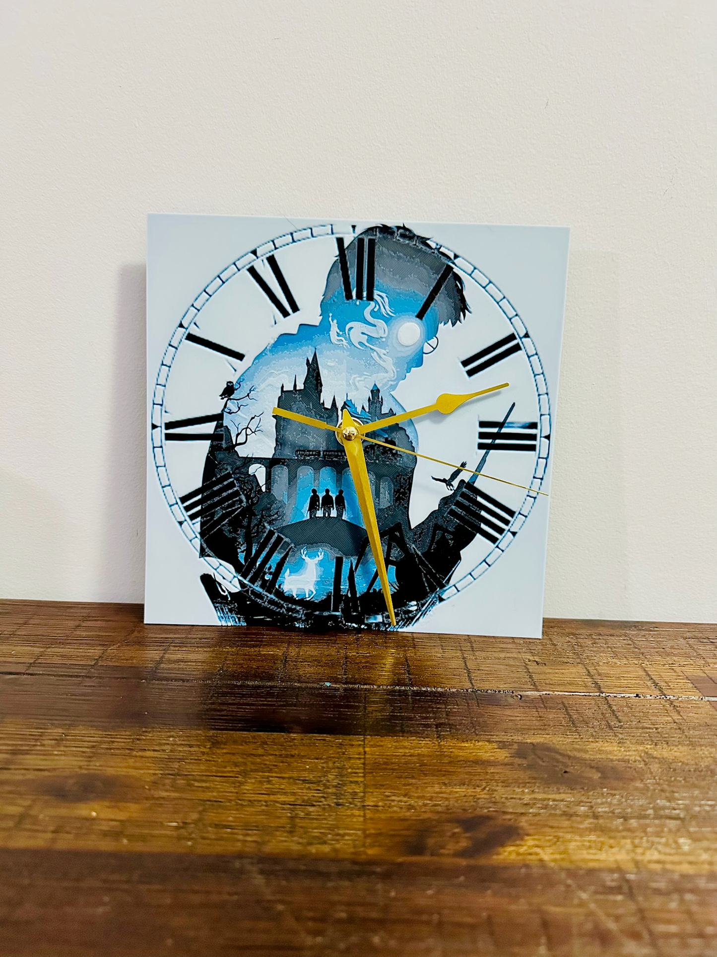 Harry Potter Detailed Imagery Clock - Silent Mechanism and easy to hang