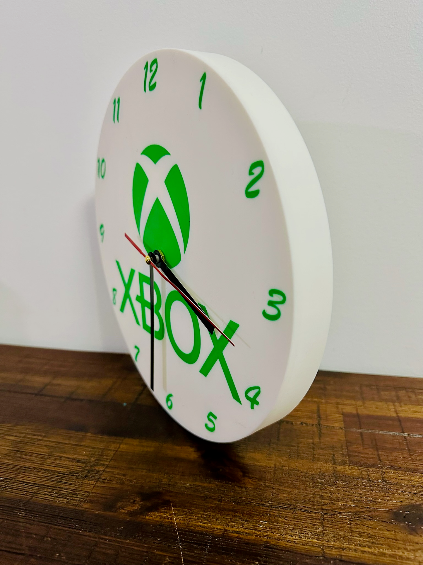 Xbox Clock - Silent Mechanism and easy to hang