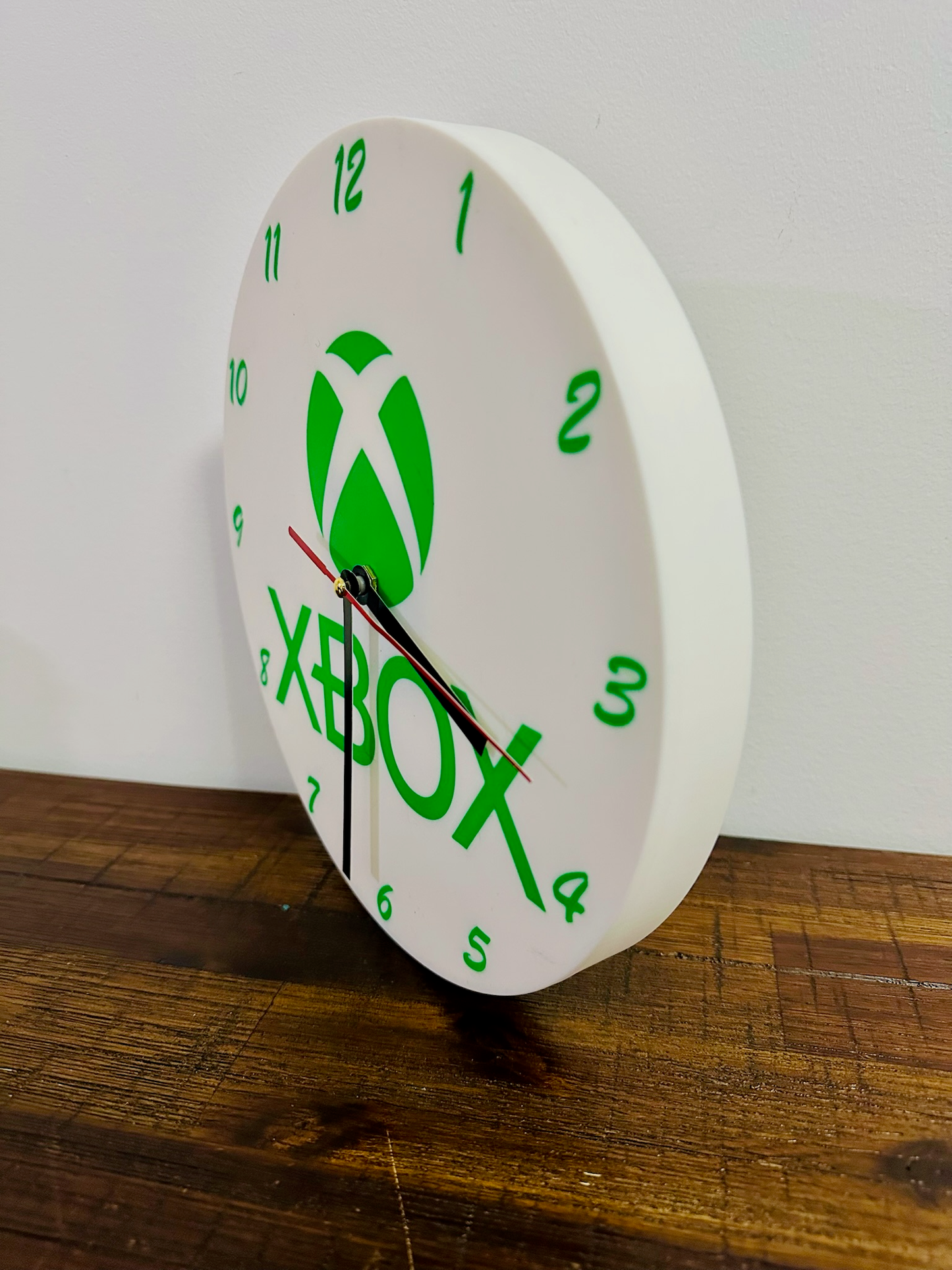 Xbox Clock - Silent Mechanism and easy to hang