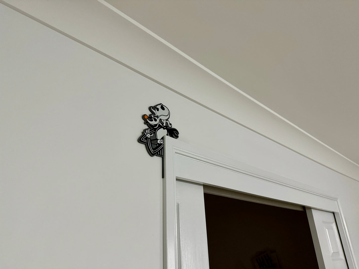Jack Skellington & Zero - Door Frame Corner Decoration (Left or Right Side) - Michael's 3D World