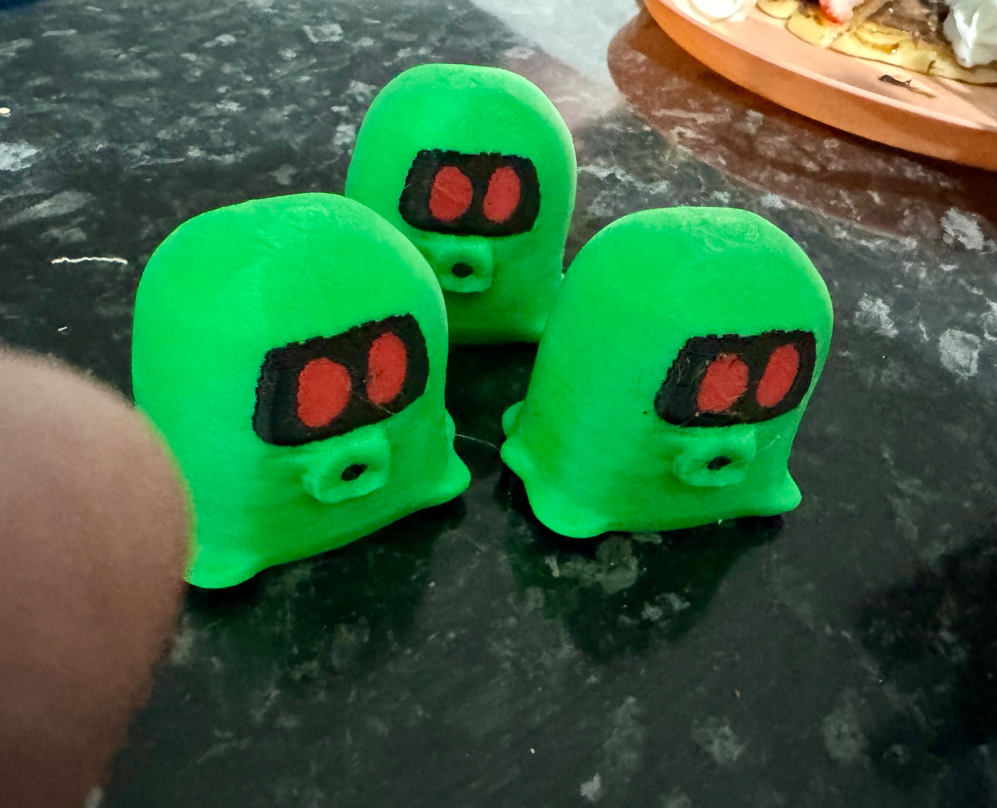 Astro Bot: Gloopy, the Slimer Bot - Mini Figurine - Great Gift for any AstroBot fan! Many colour choices available! - Michael's 3D World