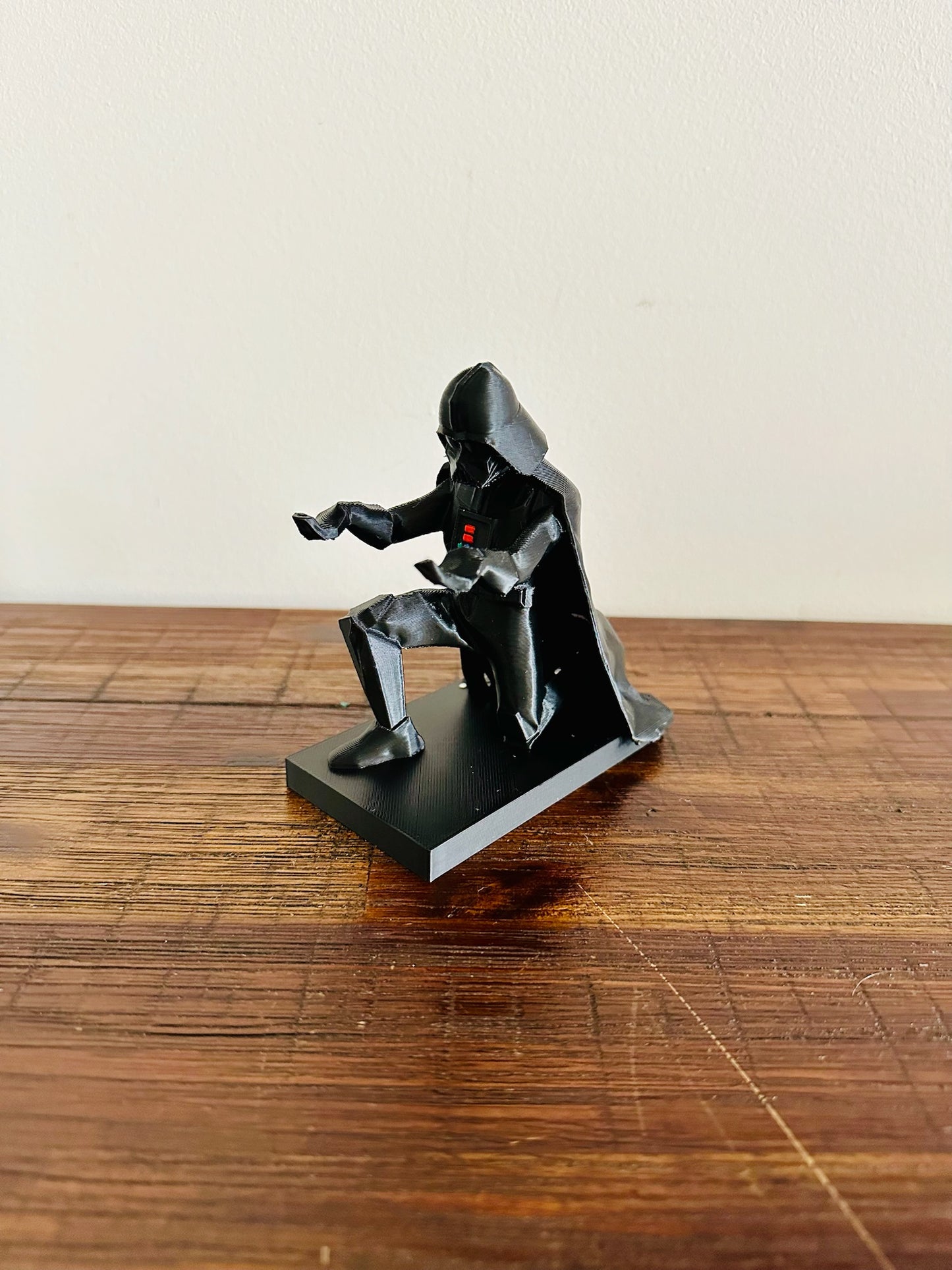 Kneeling Darth Vader - Pen Holder - The Force at Your Desk! 🖋️