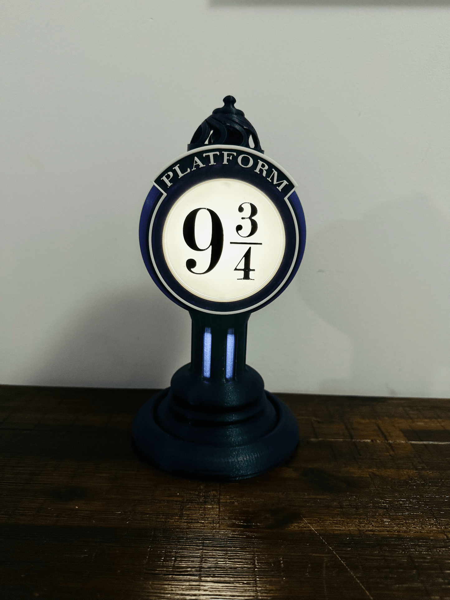 Harry Potter: Platform 9 3/4 LED Light up Lamp - Train Platform Lamp - USB Powered