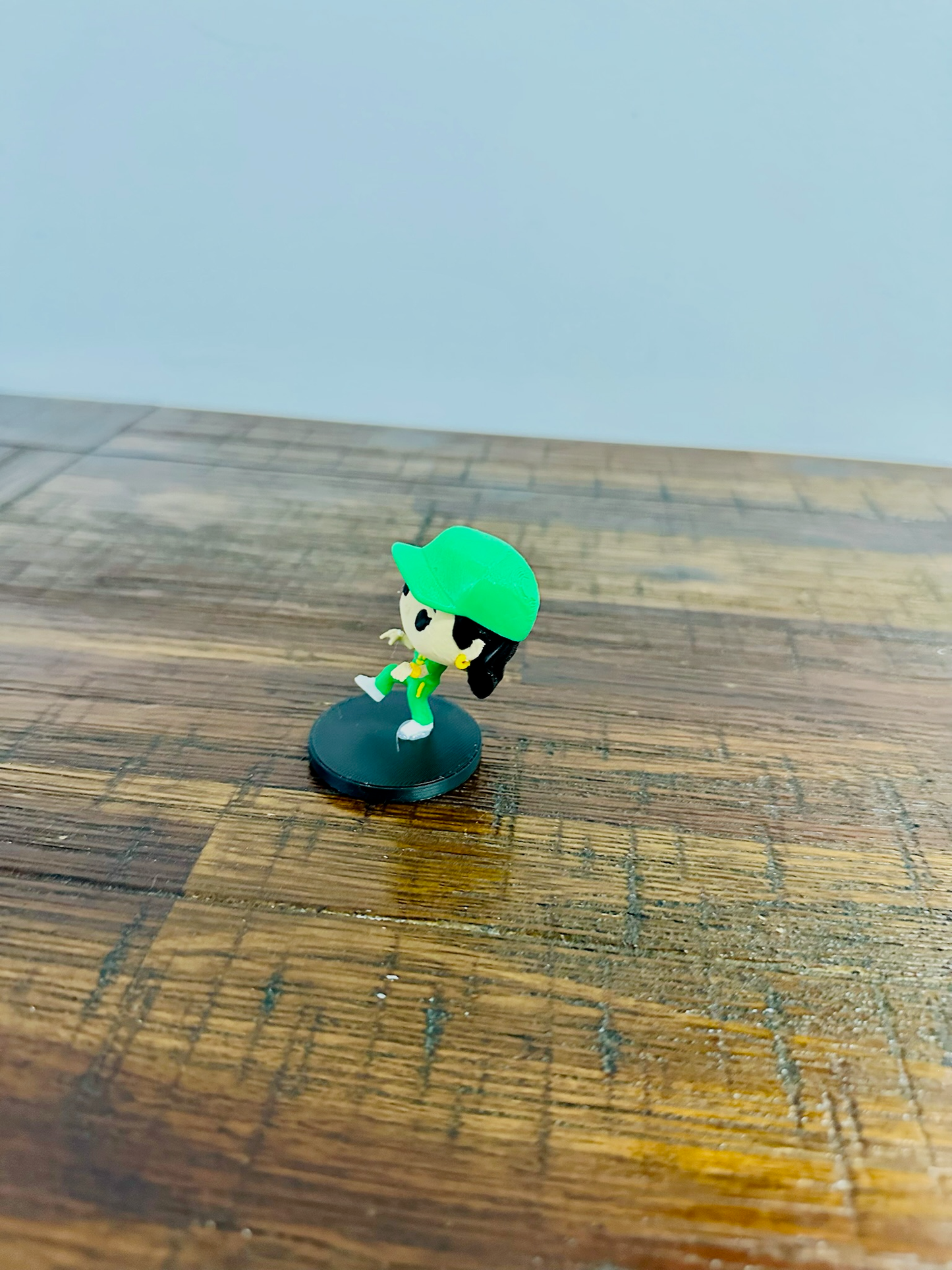 Raygun Mini Figurine - Tiny miniature 9cm tall of Raygun in her infamous pose