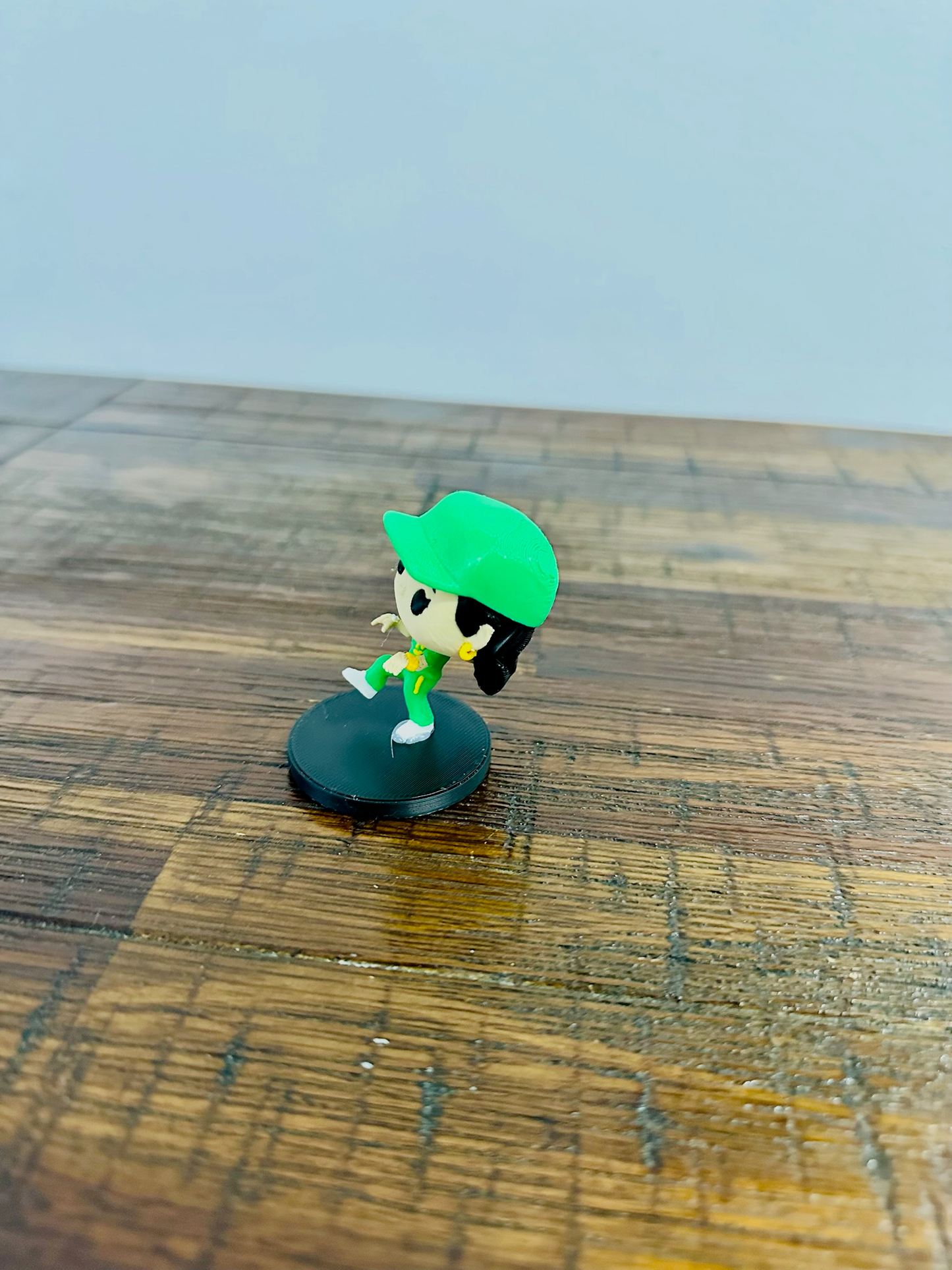 Raygun Mini Figurine - Tiny miniature 9cm tall of Raygun in her infamous pose