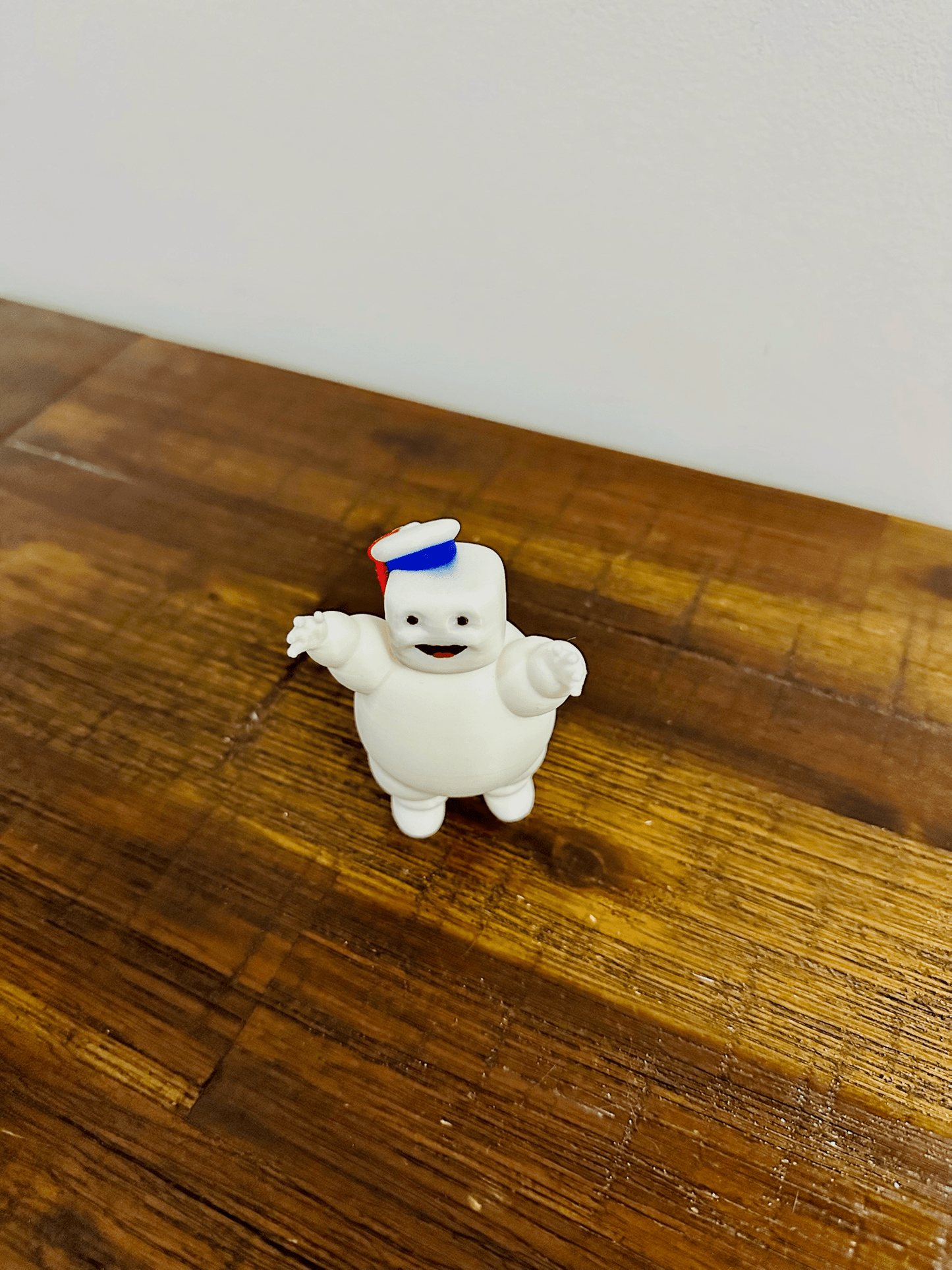 Ghost Busters - Stay Puft Marshmallow Man Figurine - 10cm Tall