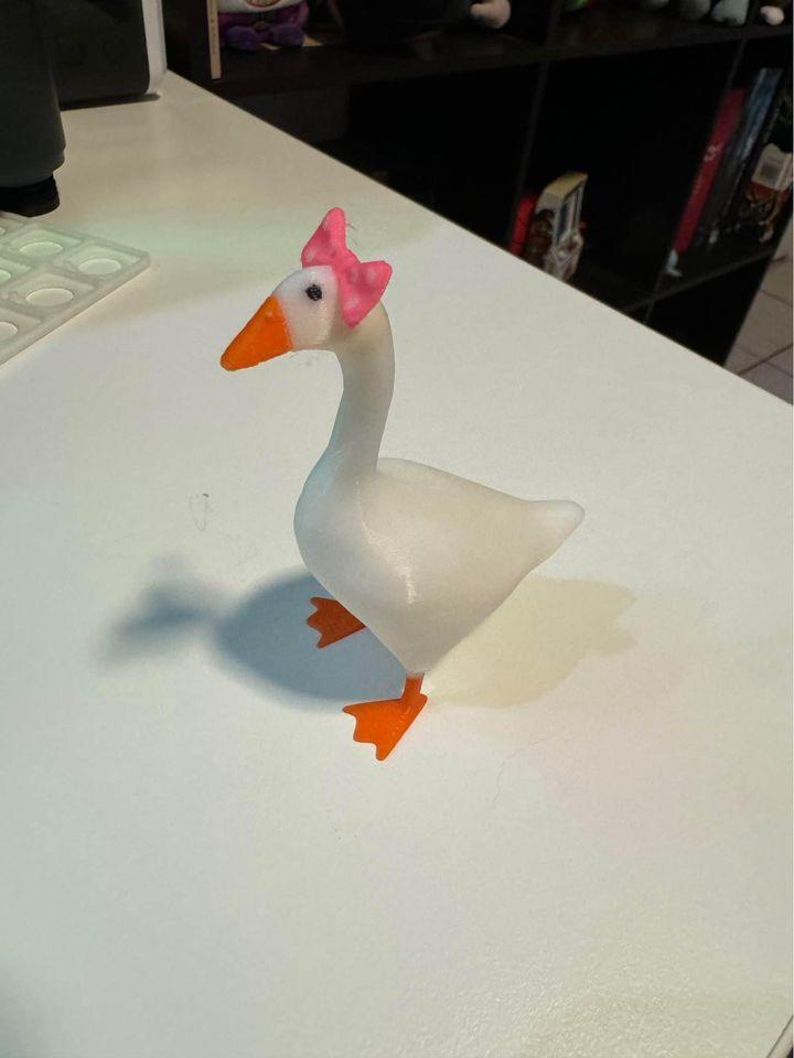 Mini Untitled Goose w/ Pink Bow! - Michael's 3D World