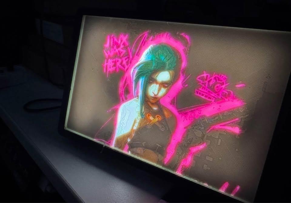 Arcane: Jinx was here - Bright light up USB Powered Night Light - Michael's 3D World