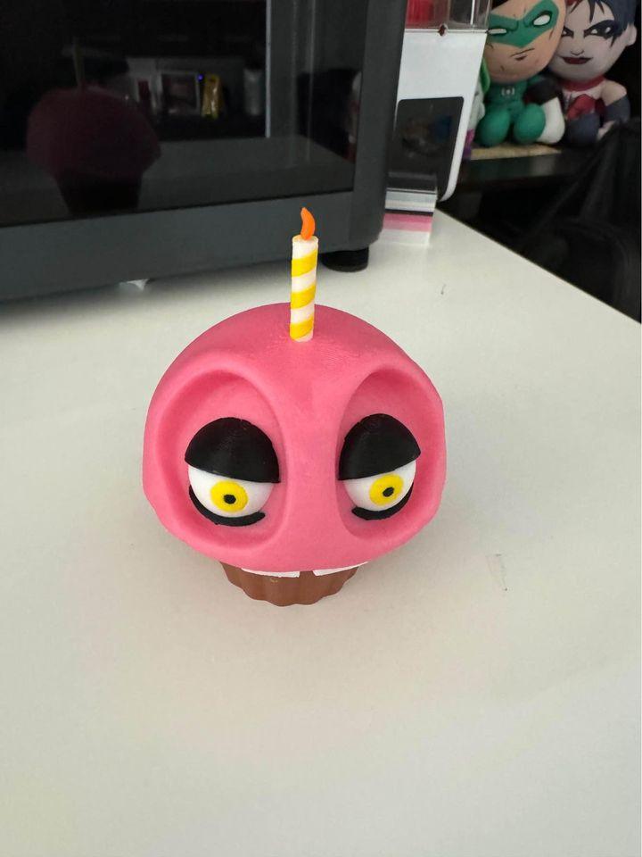 FNAF: Five Nights at Freddy’s: Cupcake Decoration! Plastic Figurine! - Michael's 3D World