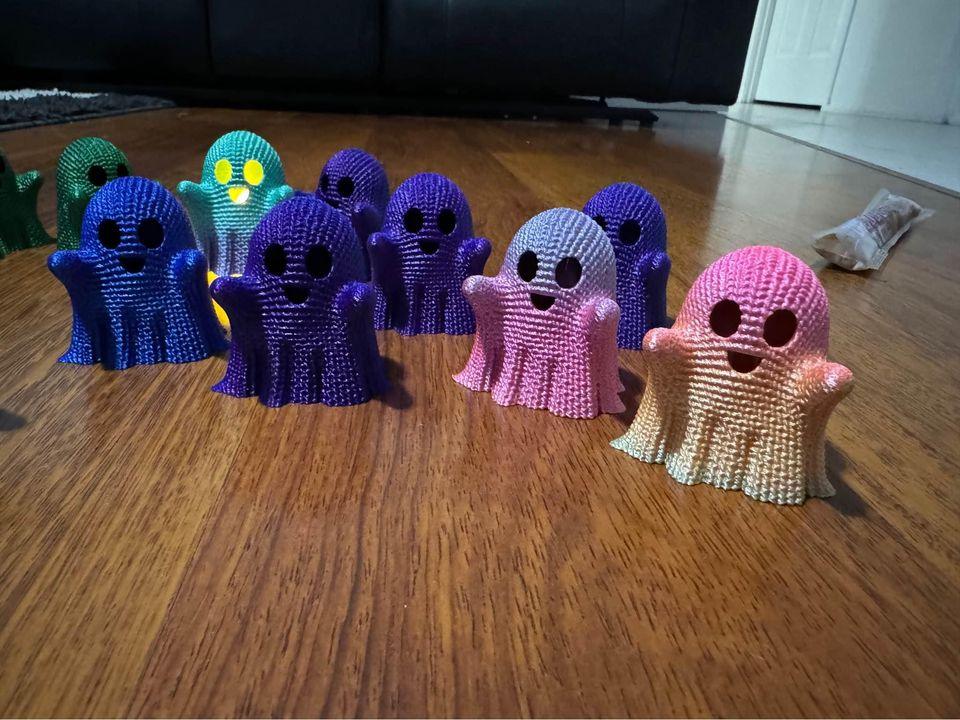 Mini Halloween Ghosts! Various Colours! - Michael's 3D World