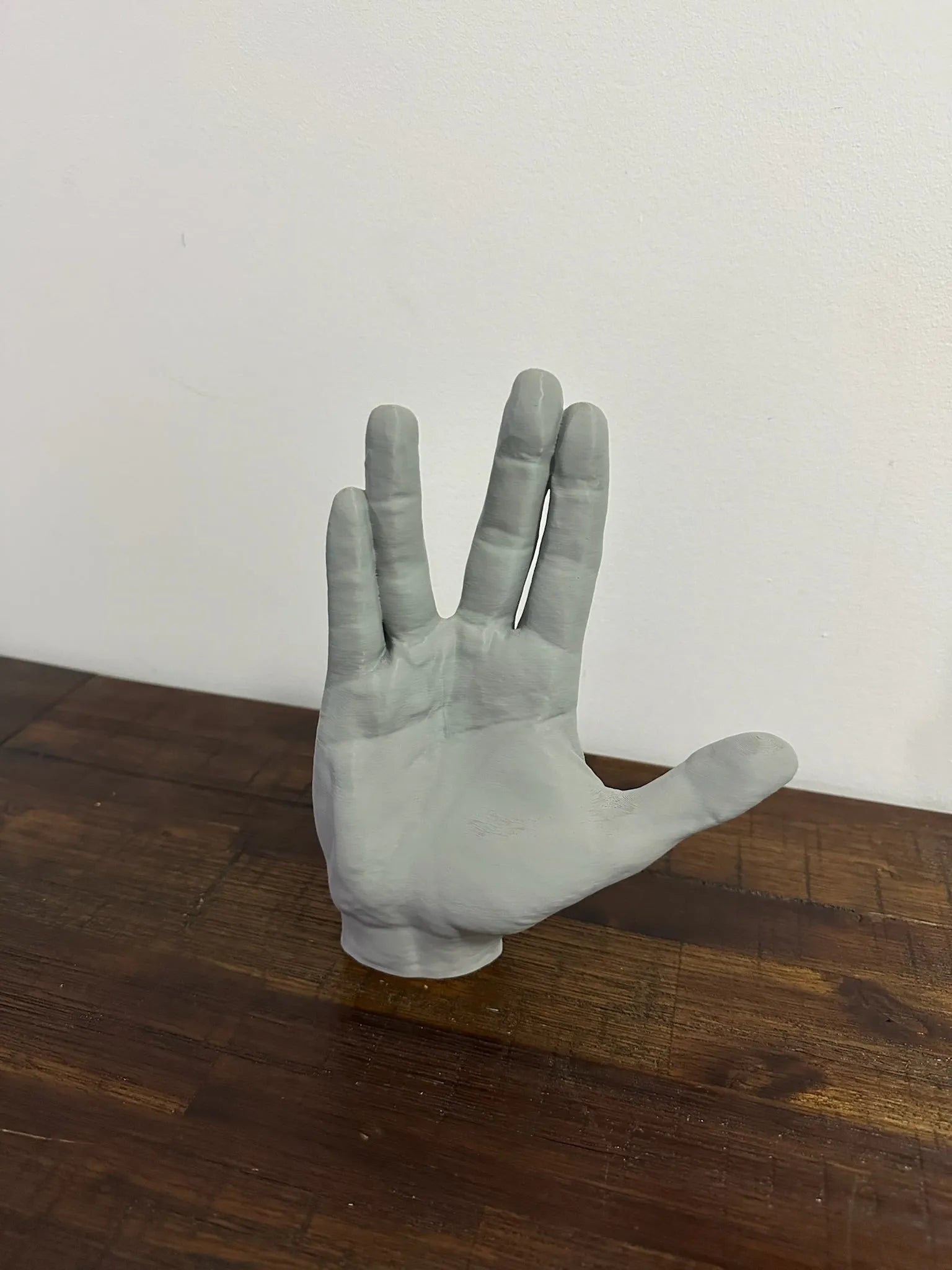 Spock Vulcan Salute Hand Pose Model - 20cm Tall - Michael's 3D World