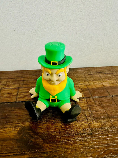 Magnetic Shoulder Leprechaun | Cute Irish Decoration, Lucky Charm for St. Patrick's Day, Whimsical Gift Idea & Fun Collectible - Michael's 3D World
