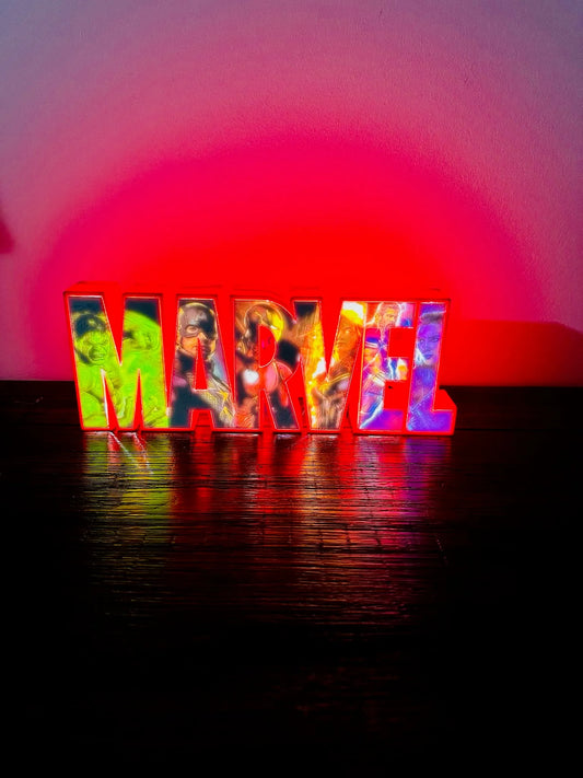 Marvel Light Up Full Colour Comic Art Logo - LED Lit, USB Powered Light Up Sign/Night Light/Wall Art - 25cm wide!