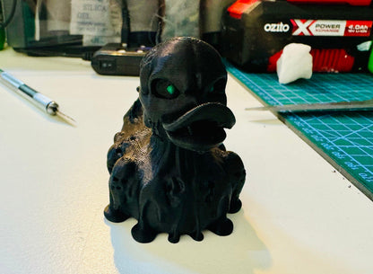 Halloween Duck! Black and wet-look finish and green eyes! - Michael's 3D World