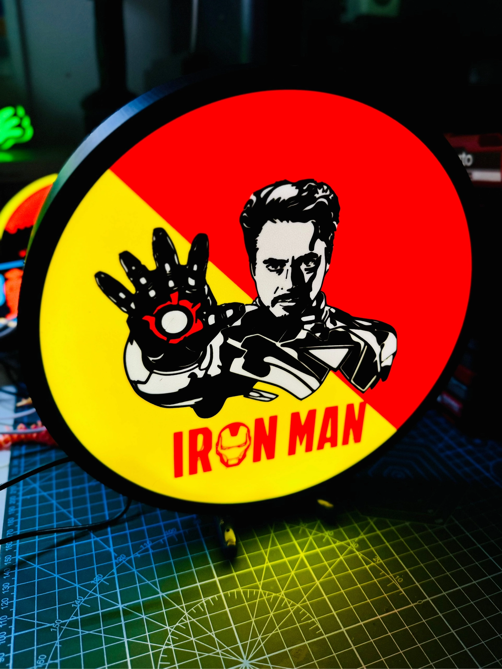 Ironman Red/Yellow Light up sign - Michael's 3D World