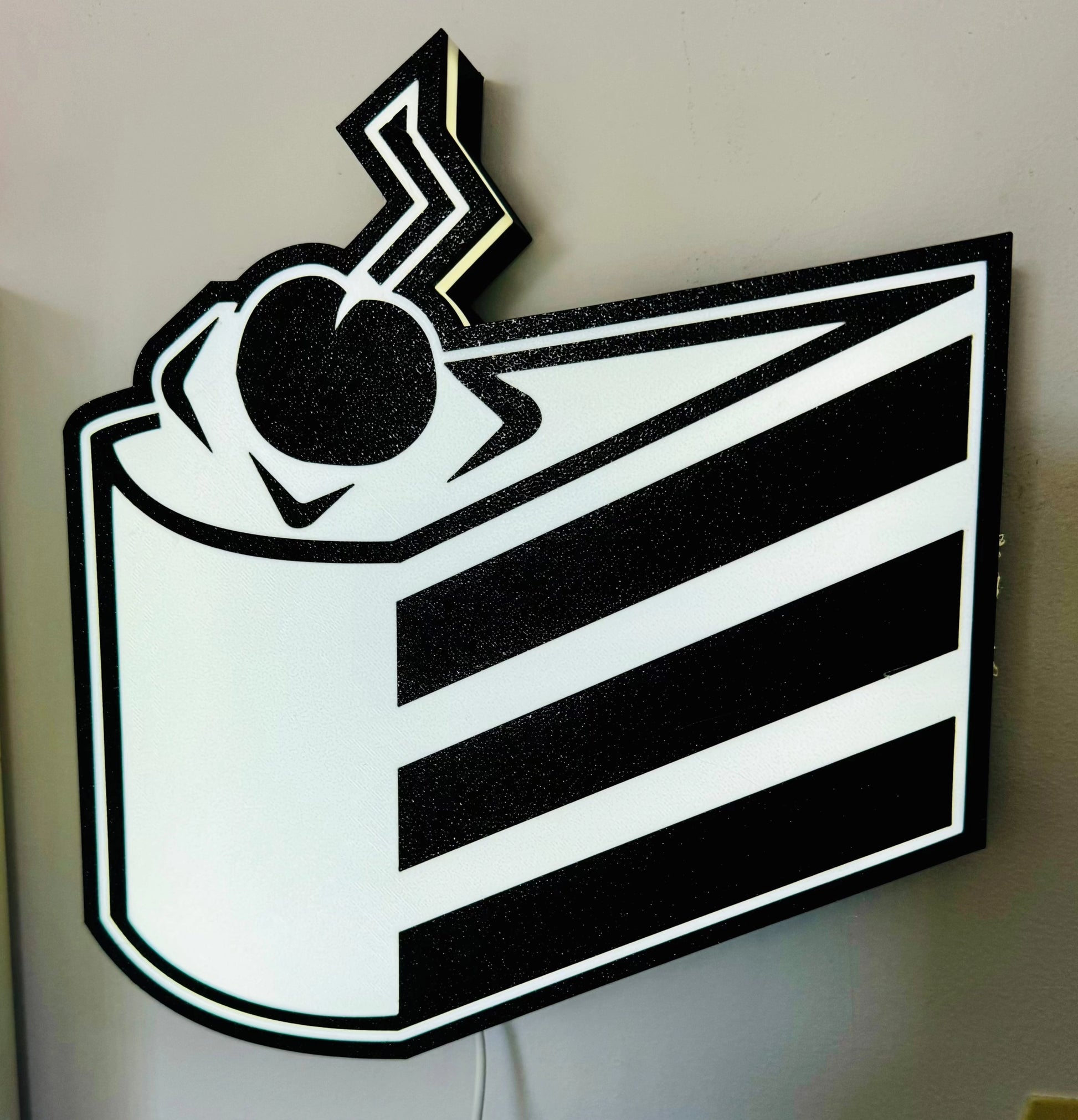 The cake is a lie! But this portal light isnt! - Michael's 3D World