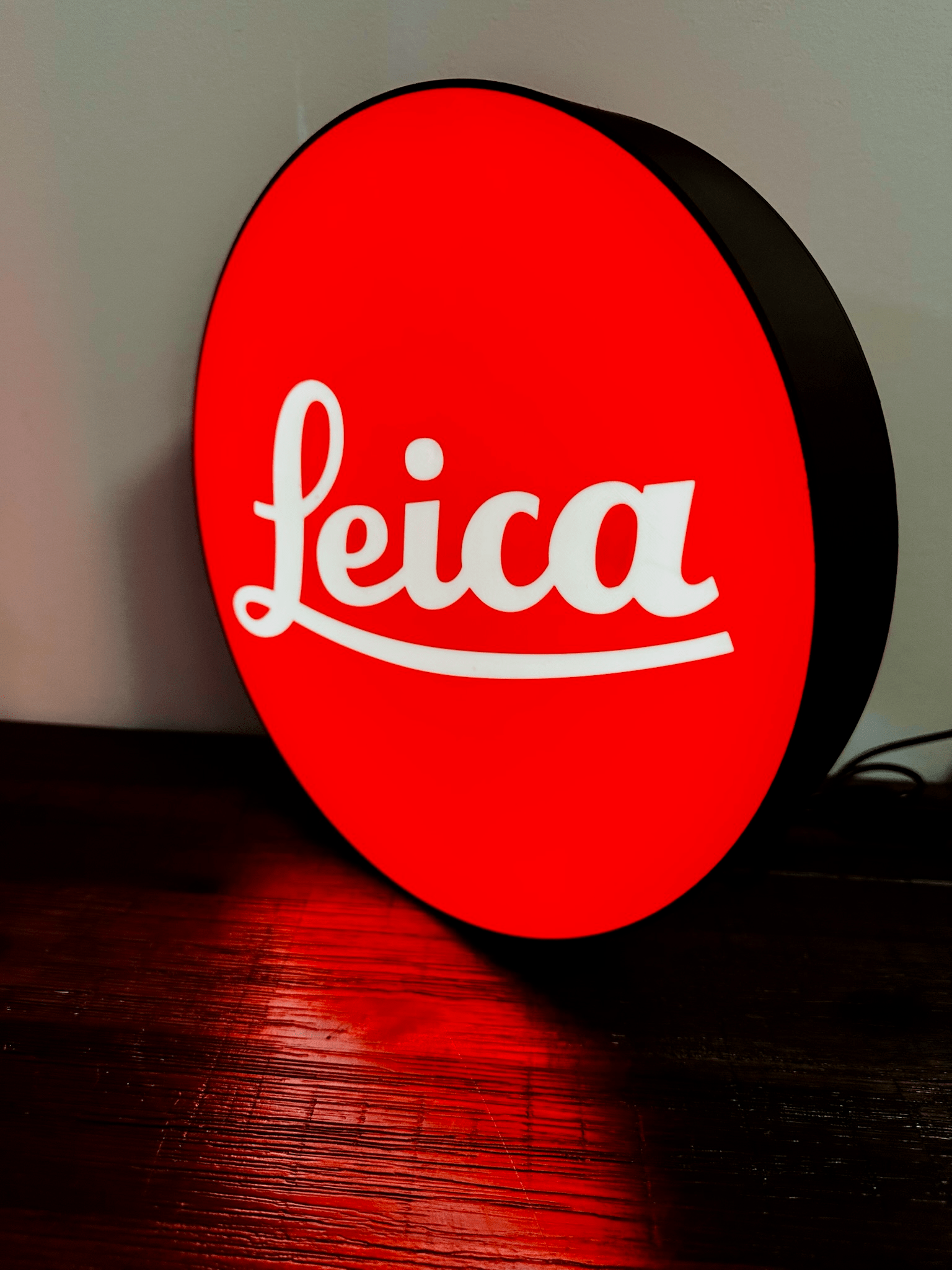 Leica - Camera Brand Logo - Light Up Logo/Wall Art