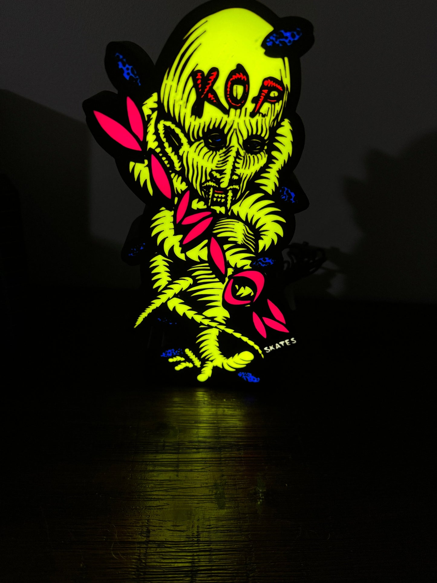 KOP Vision Alien - Skate Artwork - LED Light Up Artwork / Wall Art / Sign