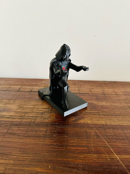 Kneeling Darth Vader - Pen Holder - The Force at Your Desk! 🖋️