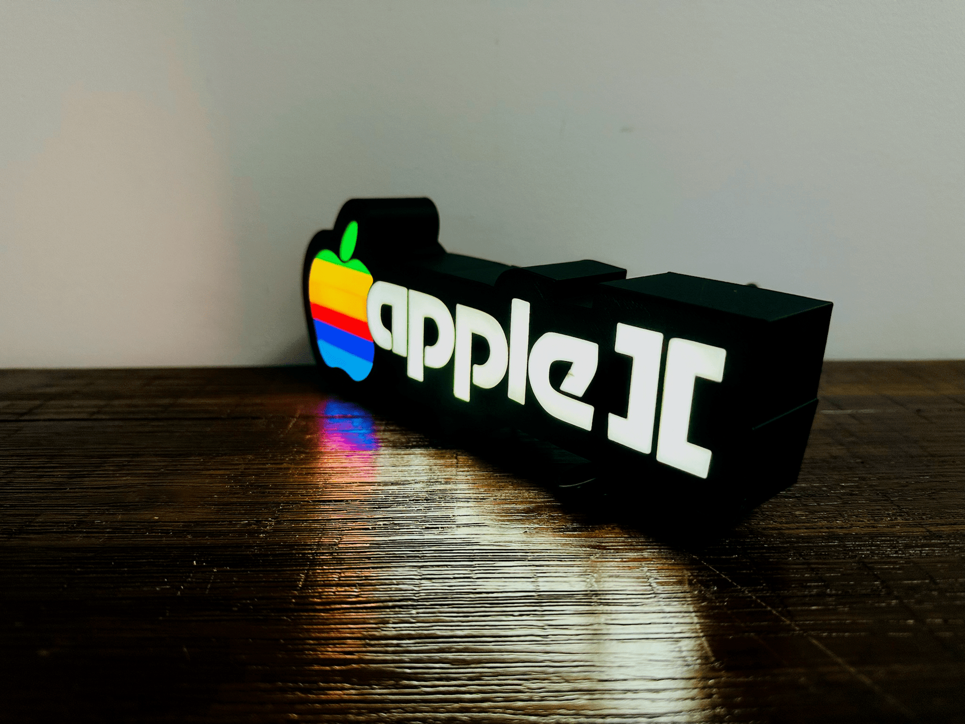 Apple II Apple Logo - Full Colour or White - Night Light / Light Up Wall Art