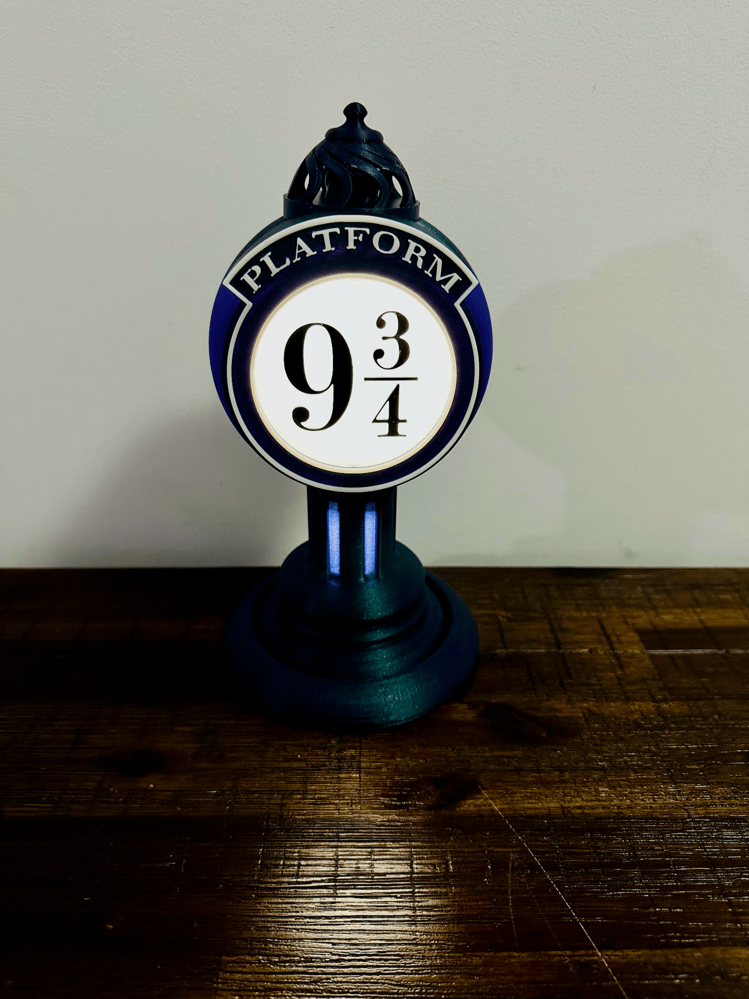 Harry Potter: Platform 9 3/4 LED Light up Lamp - Train Platform Lamp - USB Powered