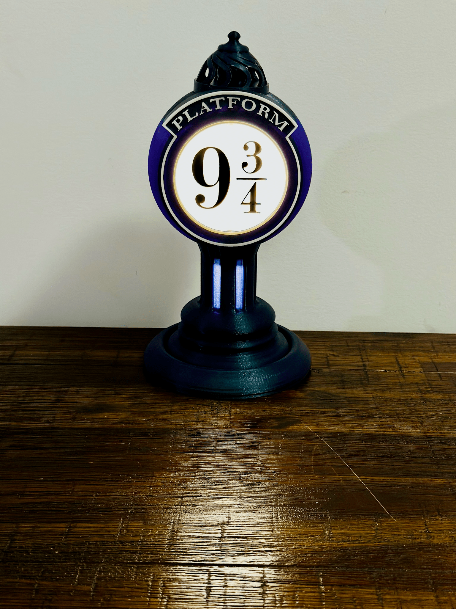 Harry Potter: Platform 9 3/4 LED Light up Lamp - Train Platform Lamp - USB Powered