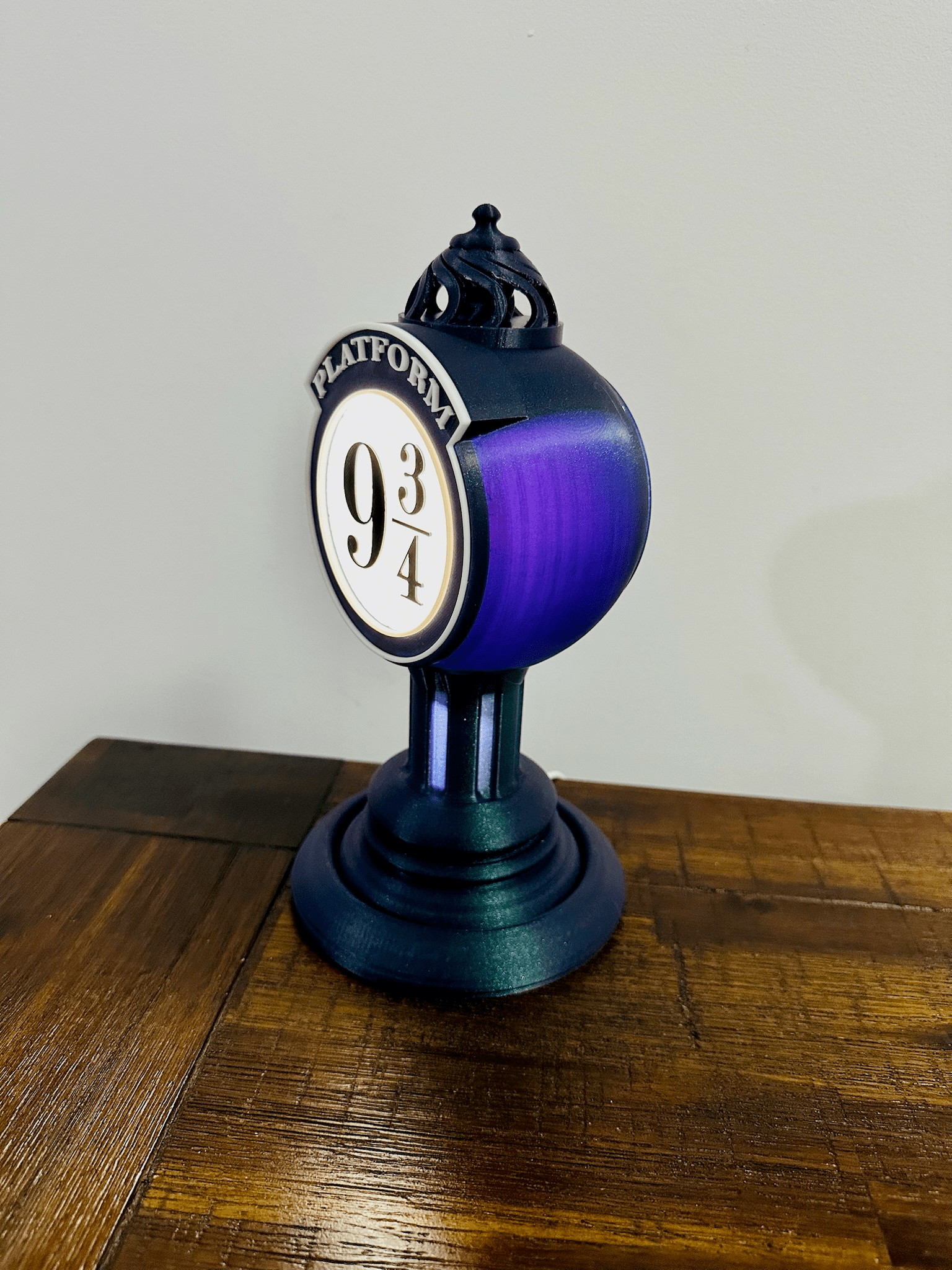 Harry Potter: Platform 9 3/4 LED Light up Lamp - Train Platform Lamp - USB Powered